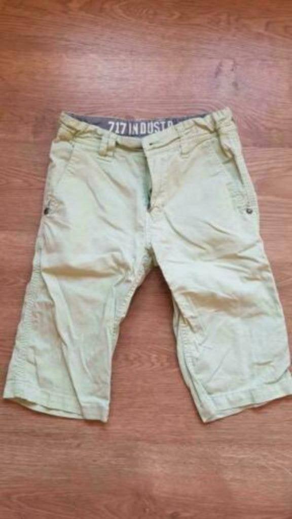 short of bermuda 717 sevenoneseven maat 134 - 140 - communie, Pantalon, Garçon, Enlèvement ou Envoi, Comme neuf