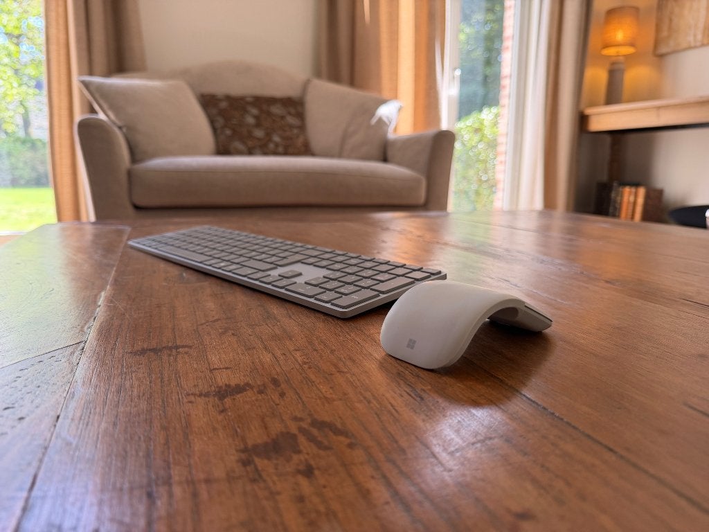 Microsoft toetsenbord en muis bluetooth, Ophalen, Gebruikt, Azerty, Draadloos