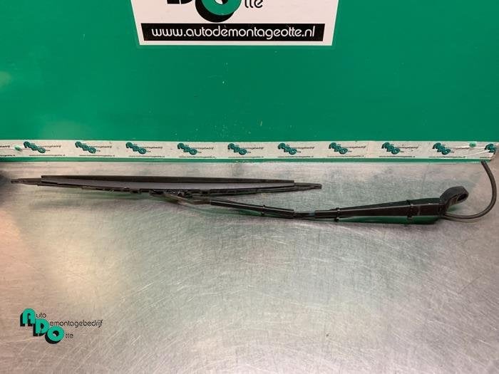Bras essuie-glace avant d'un Mercedes Vito (Vito 03-), 3 mois de garantie, Utilisé, -, -