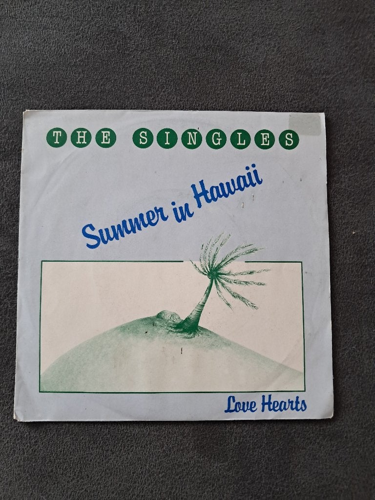 The Singles :  Summer In Hawaii (7") Belpop, Ophalen of Verzenden