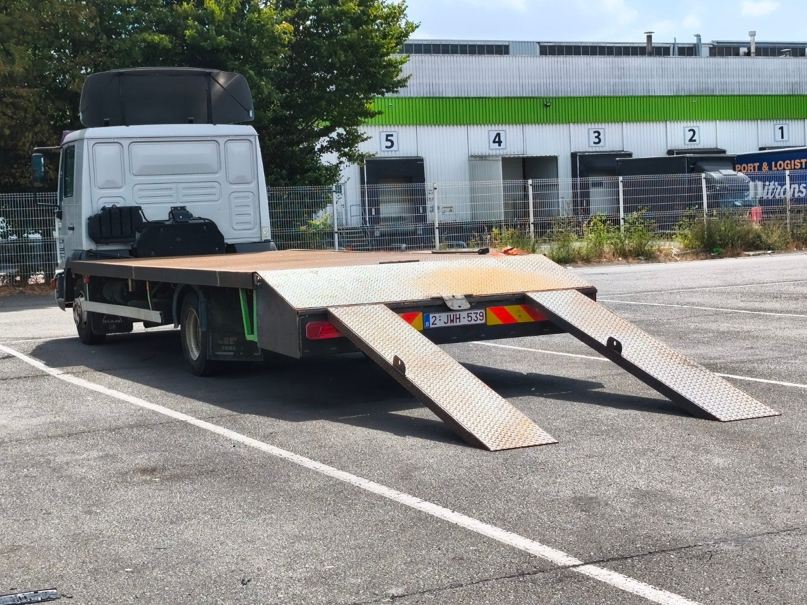 Voertuigdrager vrachtwagen van 7.490 kg, Auto's, Vrachtwagens, MAN, Particulier, Cruise Control, Te koop