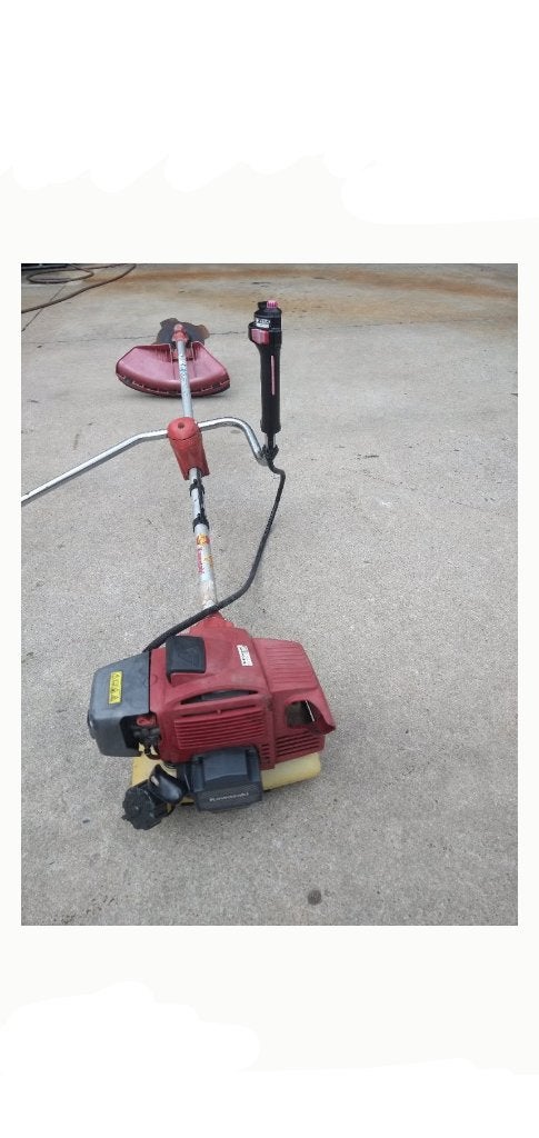 Appareil robuste de débroussailleuse Kawasaki J53E  2KW, Kawasaki, 30 à 50 cm, Enlèvement, Utilisé