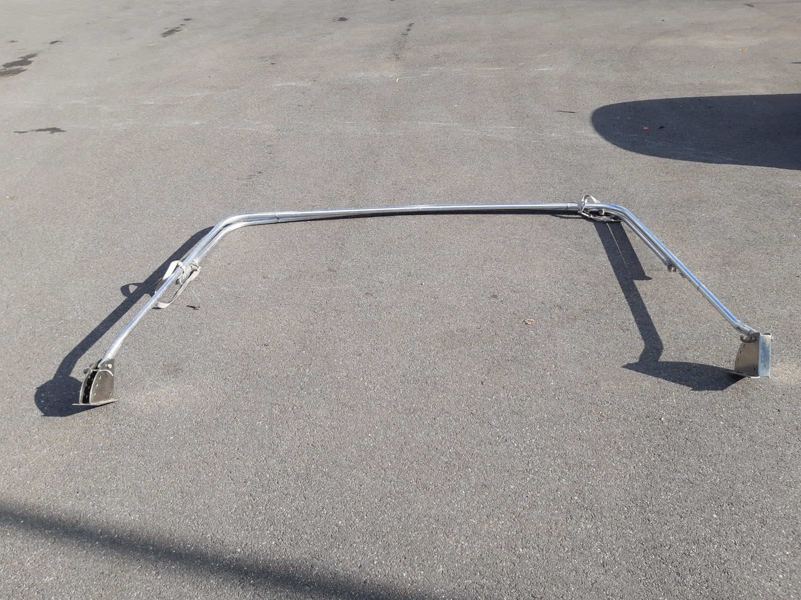 VERSTELBARE ALUMINIUM BIMINI BEUGEL MET RVS VOETEN EN DOEK., Watersport en Boten, Ophalen, Gebruikt, Overige typen, Zeilboot of Motorboot