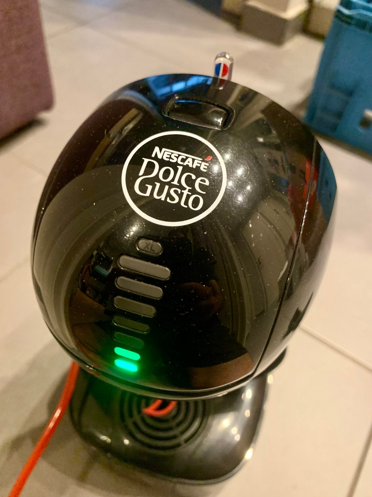 Dolce gusto nescafe XL, Ophalen, Zo goed als nieuw, Combi, Koffiepads en cups