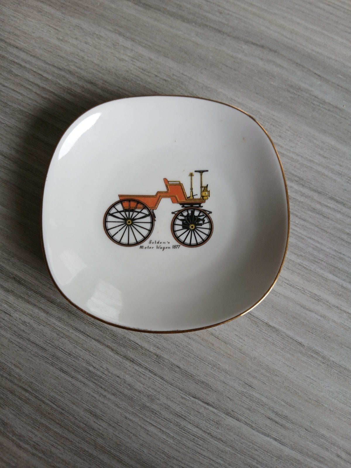 vintage schoteltje selden's motor wagon 1877, Ophalen