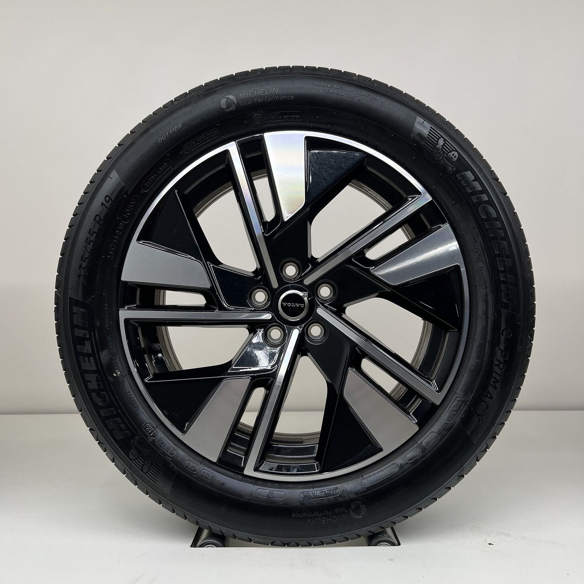 Volvo XC60 - 19 inch - zomerbanden, Autos : Pièces & Accessoires, Pneus et Jantes, Enlèvement ou Envoi, Véhicule de tourisme, Pneus été