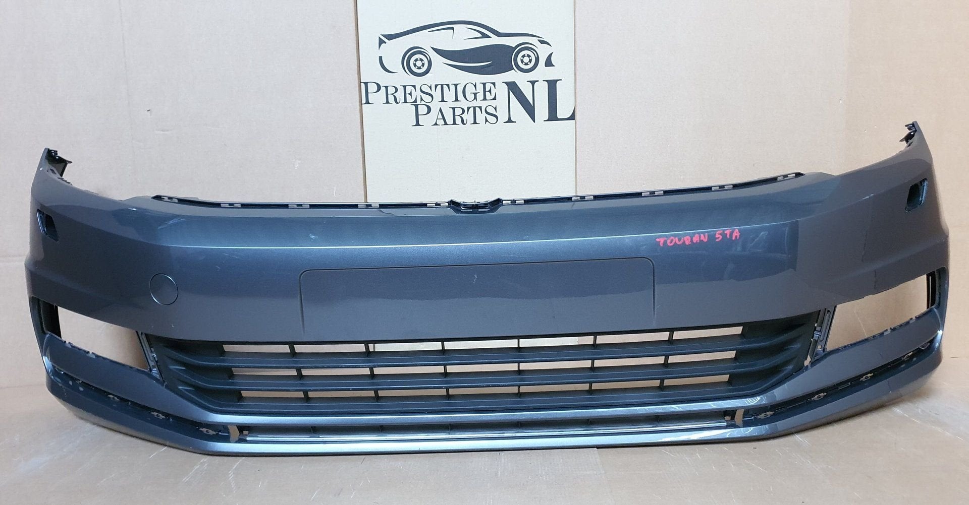 Voorbumper VW Touran 5TA KLS HIGHLINE ORIGINEEL bj.2015-, Auto-onderdelen, Carrosserie, Bumper, Volkswagen, Voor, Gebruikt, Ophalen of Verzenden