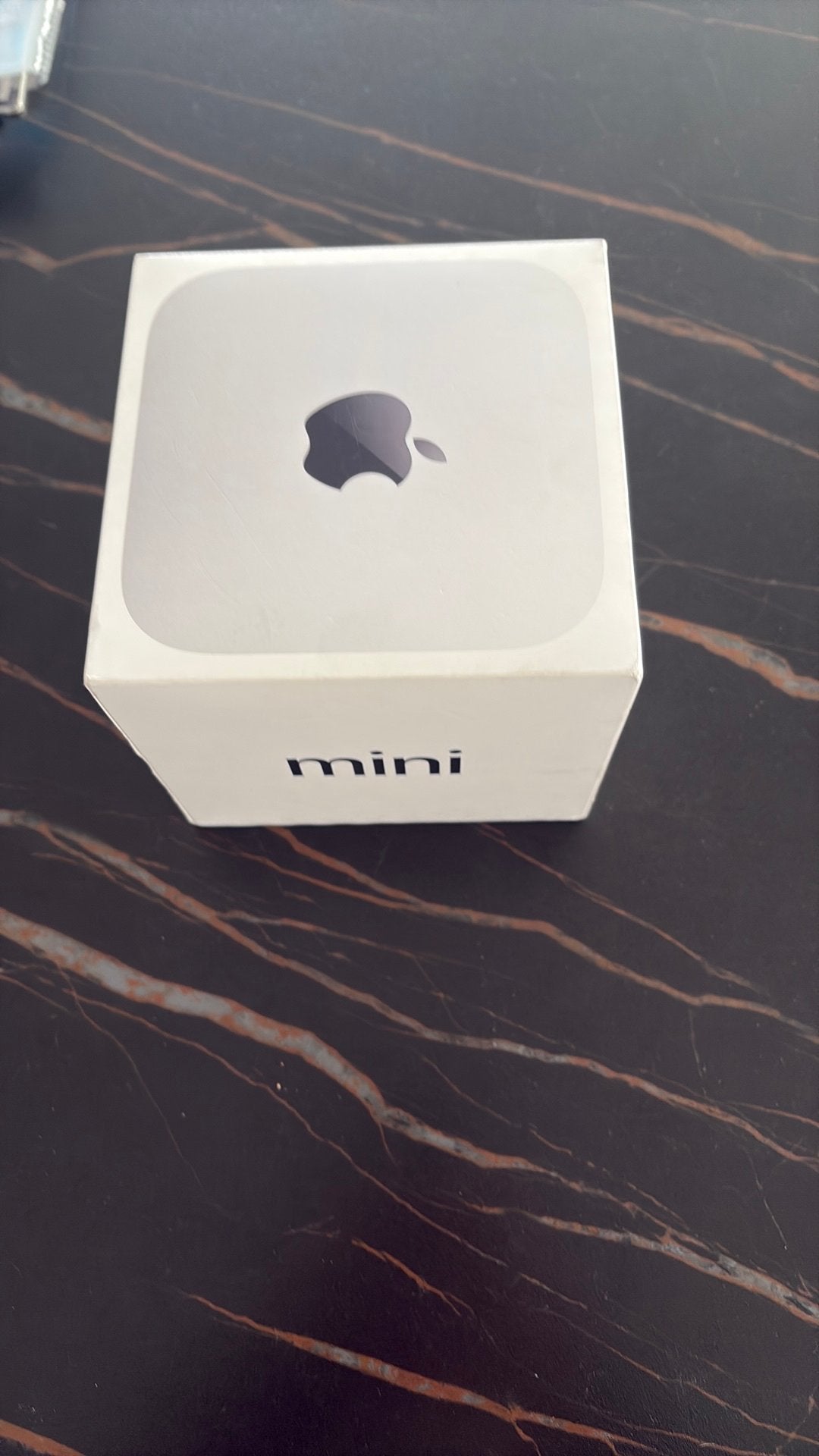 Mini Mac 4, Informatique & Logiciels, HDD et SSD, Comme neuf, 4 Ghz ou plus, Enlèvement