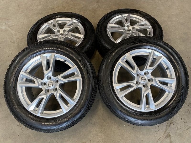 18 inch originele velgen + winterbanden Volvo XC60 31362866, Pneus et Jantes, Pneus hiver, -, 18 pouces