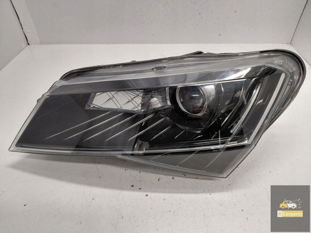 3V1.941.015.A, biellettes de phares au x non A pour Skoda Su, Autos : Pièces & Accessoires, Infoline@skoda-auto.cz, Tr. Vaclava Klementa 869
293 01  Mlada Boleslav, CZ