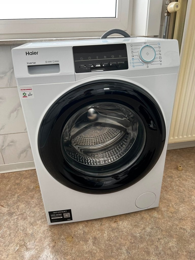 Haier HW80-BP14929A-S wasmachine – 8 kg – Energieklasse A, Ophalen, Zo goed als nieuw, 85 tot 90 cm, 1200 tot 1600 toeren
