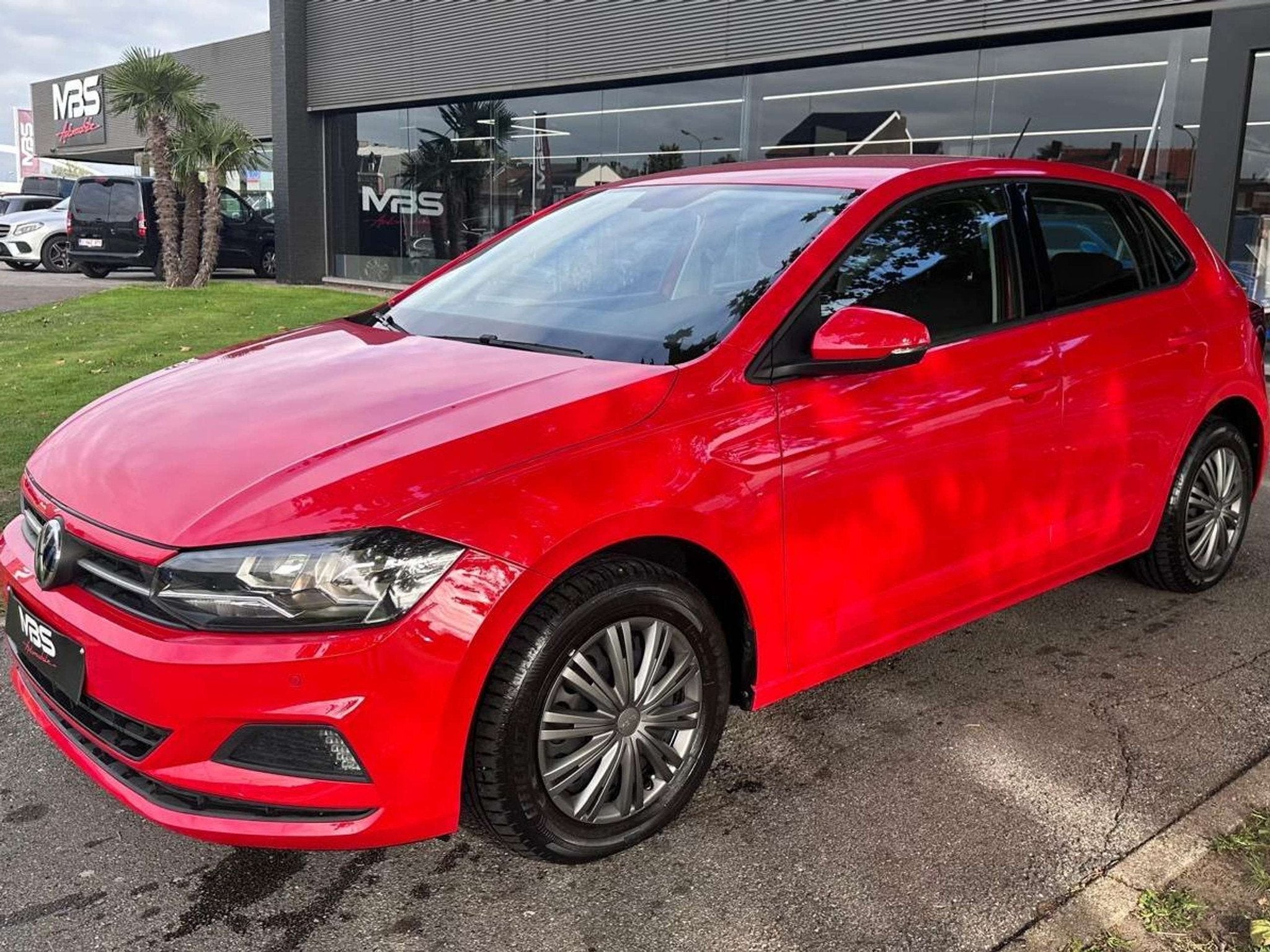 Volkswagen Polo *1.0* 1PROP* TVAC* NAVI* *RADAR AV/AR* CLIM*, Auto's, Voorwielaandrijving, Stof, Gebruikt, 95 pk