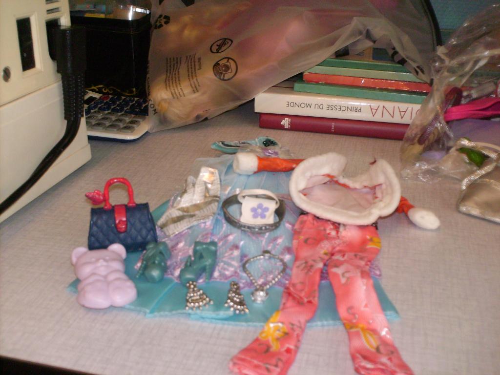 a vendre jouet poupée, Enlèvement ou Envoi, Neuf, Barbie