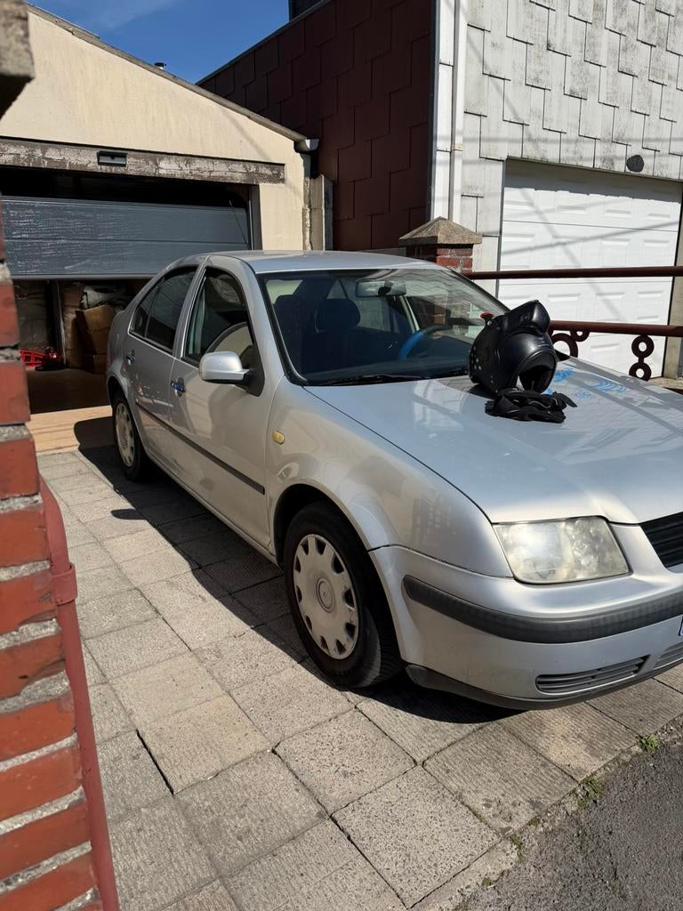 Volkswagen bora, Autos, 90 kW, Argent ou Gris, Achat, Bora