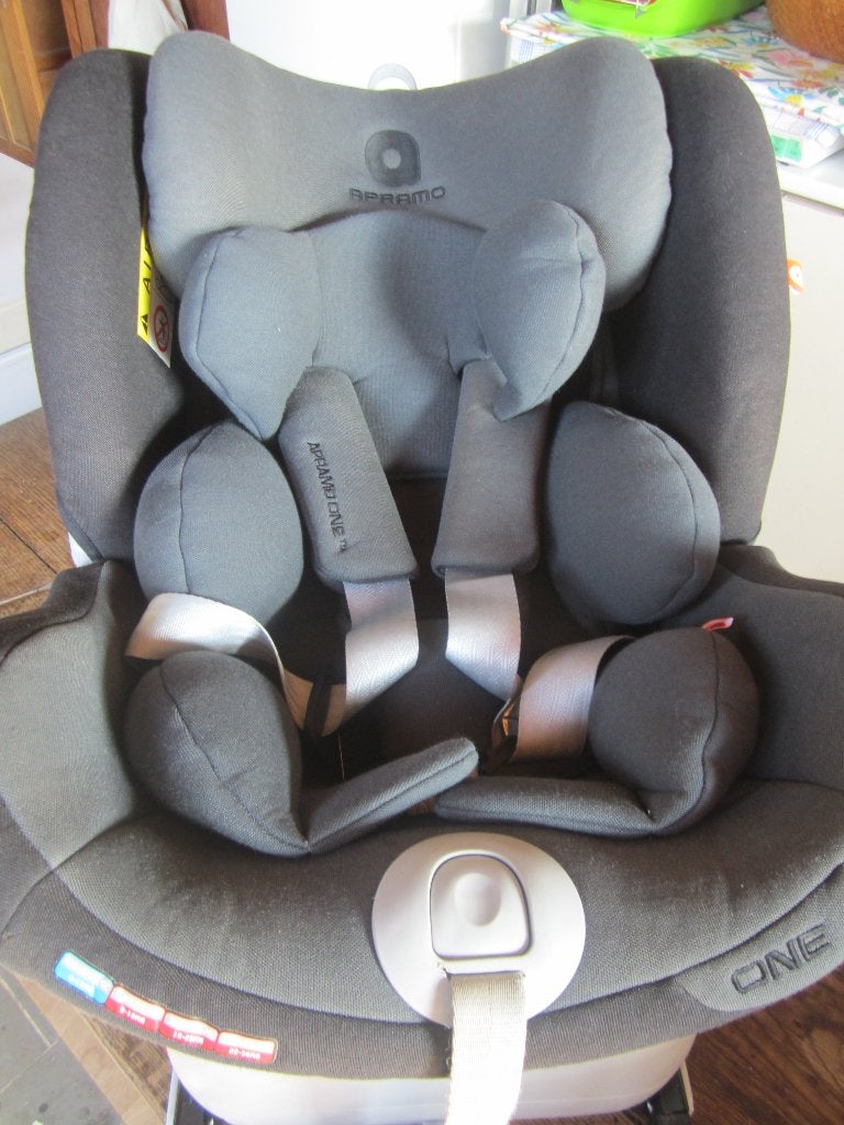 Siège auto APRAMO ONE pivotant réglable groupe 0 + / 1/2/3, Enfants & Bébés, Sièges auto, Ceinture de sécurité ou Isofix, Dossier réglable