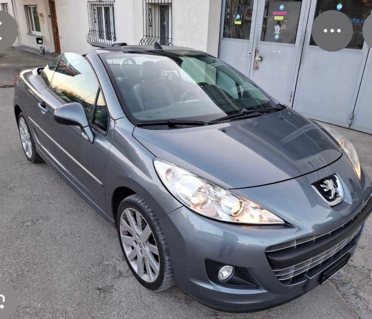 Peugeot 207 1.6i cabrio, Auto's, Zwart, Cabriolet, Handgeschakeld, Particulier