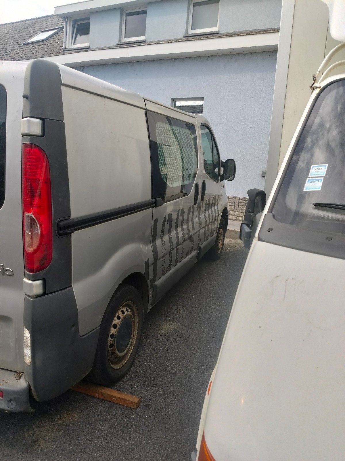 Renault Trafic, Enlèvement ou Envoi, Nissan