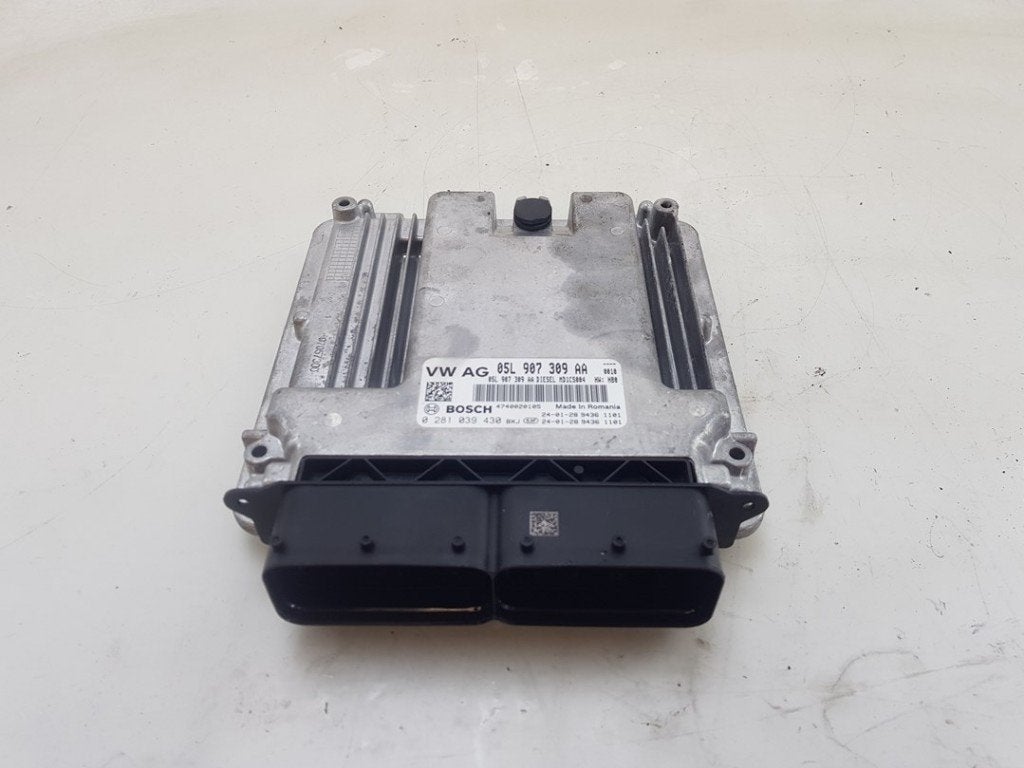 COMPUTER MOTOR Volkswagen Caddy Cargo V (SBA / SBH), Robert Bosch AG, Gebruikt, Volkswagen, Robert-Bosch-Allee 1
74232  Abstatt, DE