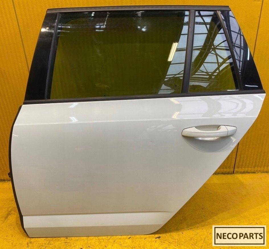 SKODA OCTAVIA III KOMBI PORTIER DEUR LINKS ACHTER ORIGINEEL, Arrière, -, Haillon arrière, Utilisé