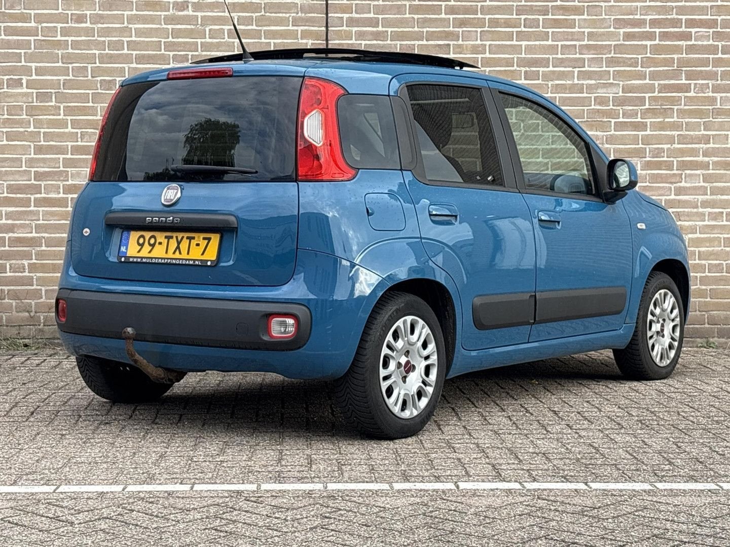 Fiat Panda 0.9 TwinAir Lounge | Pano | Airco | 5-Deurs | Tre, Auto's, Fiat, Start-stop-systeem, Zwart, Panda, Blauw