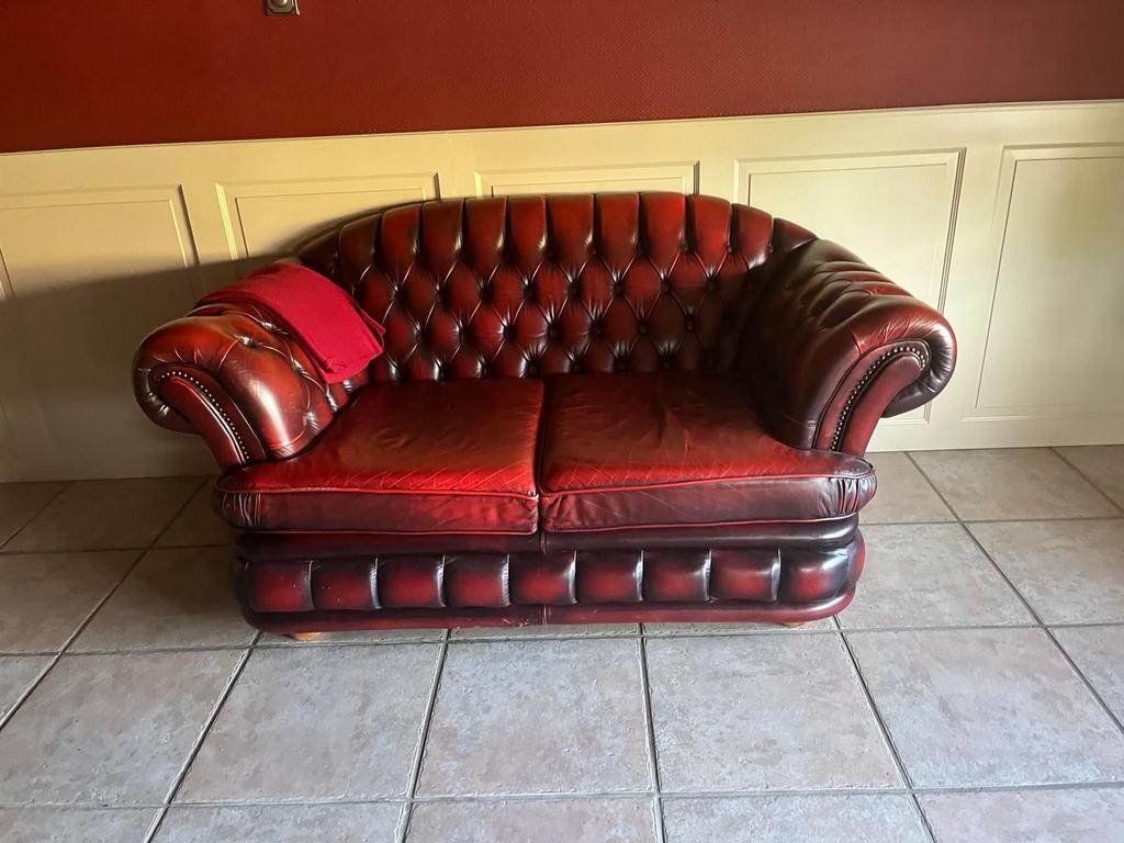 Leren Chesterfield bank, Enlèvement, Utilisé