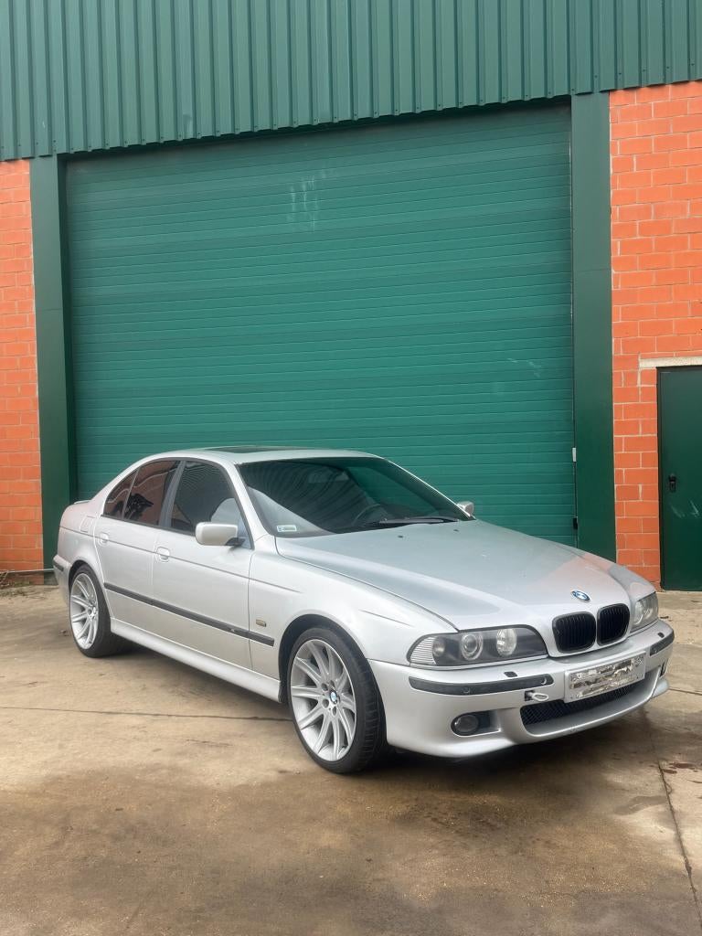 BMW E39 535i en pièces, Autos : Divers, Pièces de sport automobile, Utilisé, Enlèvement