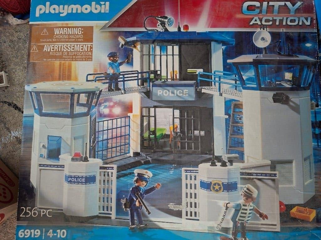 playmobil 6919 - Politiebureau met gevangenis, Ophalen of Verzenden, Gebruikt, Complete set