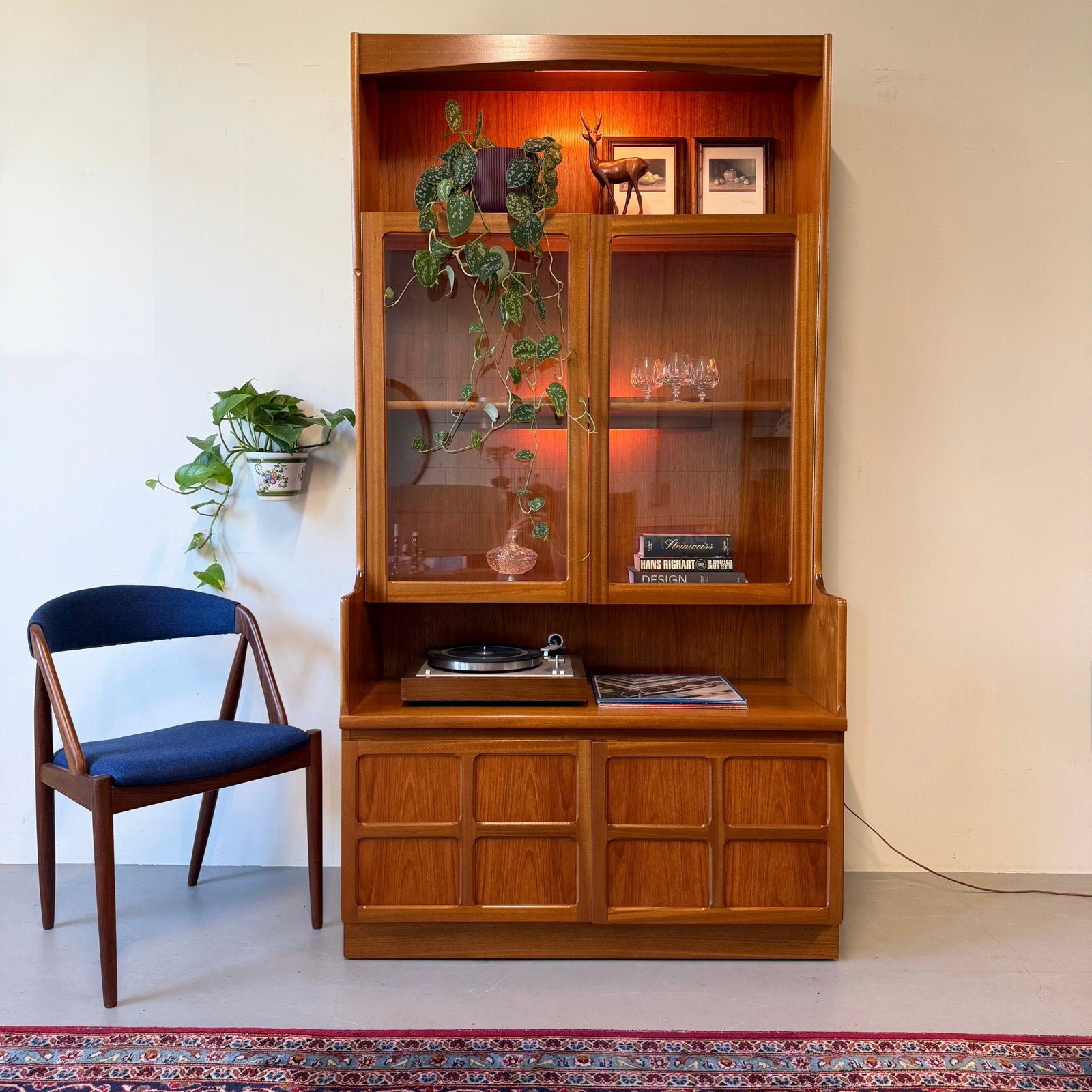 Armoire murale vintage, vitrine •Meubles Nathan •, Teck, 25 à 50 cm, Enlèvement ou Envoi, 100 à 150 cm