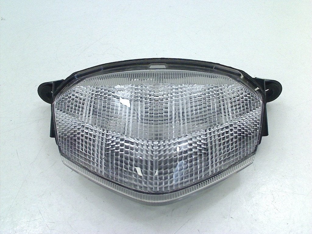FEU ARRIÈRE KLE 650 Versys 2007-2009 (KLE650 KLE650A-B), Dhr. S. di Majo, Utilisé, Info@cama-motorparts.nl, P.J. Troelstraweg 8 8
3144 CX  MAASSLUIS, NL