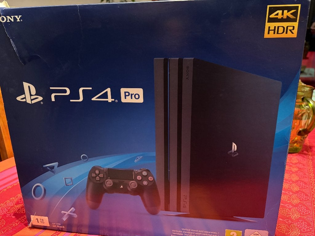 Boîte vide PS4 pro, Enlèvement, Utilisé, PlayStation