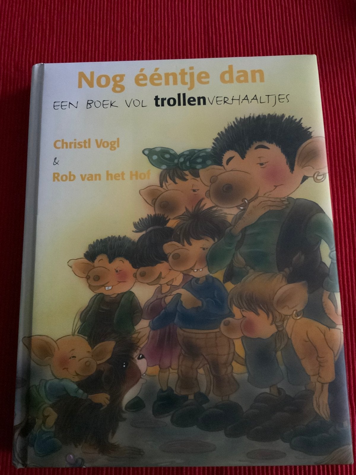 Un livre de plus qu'un livre plein d'histoires de trolls, Garçon ou Fille, Comme neuf, Enlèvement, Contes (de fées)