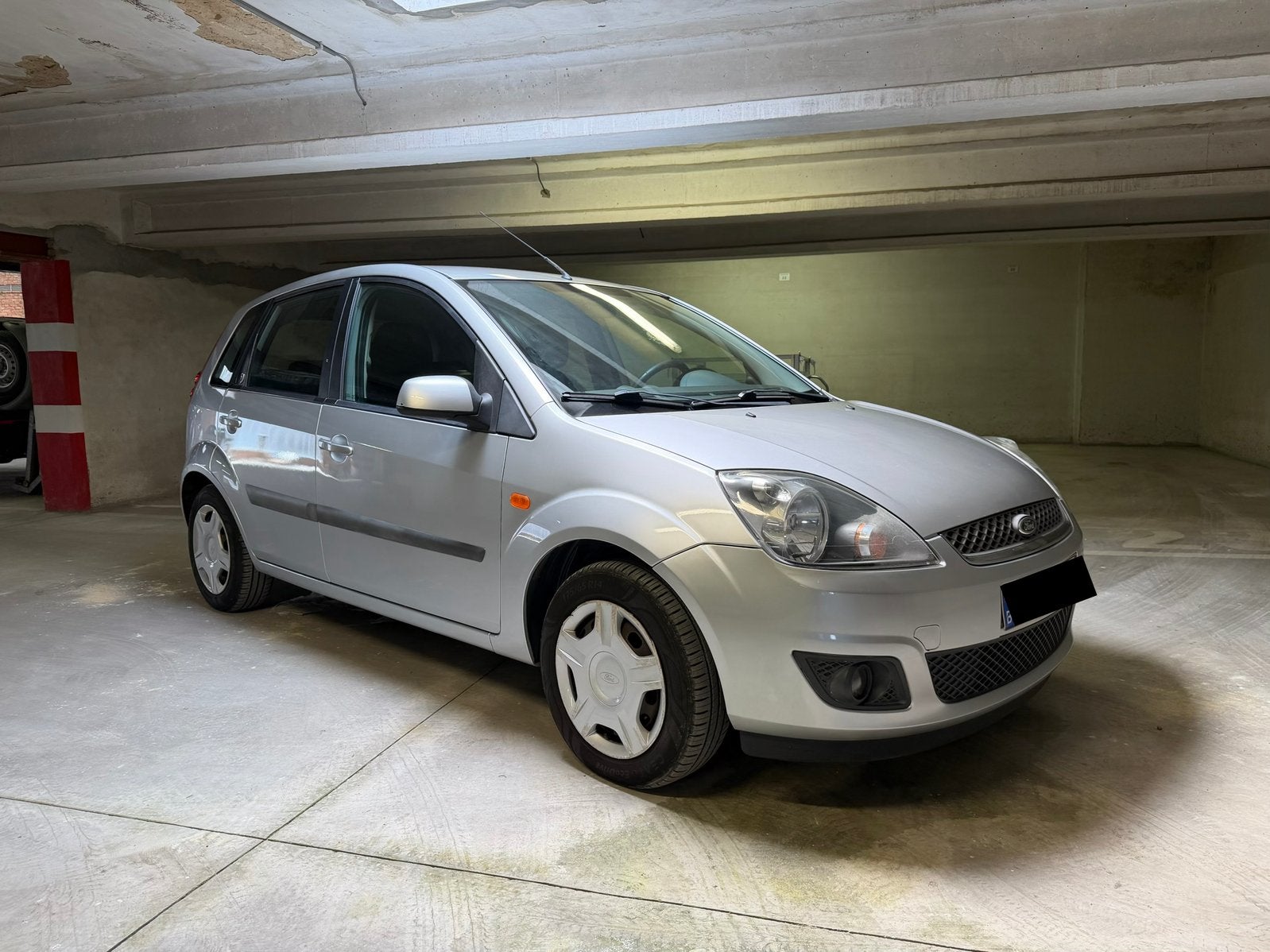 Ford Fiesta 1.4 Benzine 2007 Ghia Uitvoering Airco, Voorwielaandrijving, Stof, Particulier, Euro 4