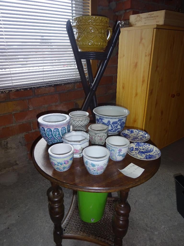 bijzettafel bloemstaander bloempotten, Antiek en Kunst, Curiosa en Brocante, Ophalen