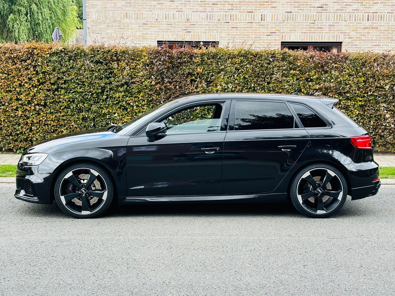 AUDI RS3 FACELIFT 2021 DAZA ROTOR 580PK GEKEURD, Auto's, Automaat, Dealer onderhouden, RS3, Xenon verlichting
