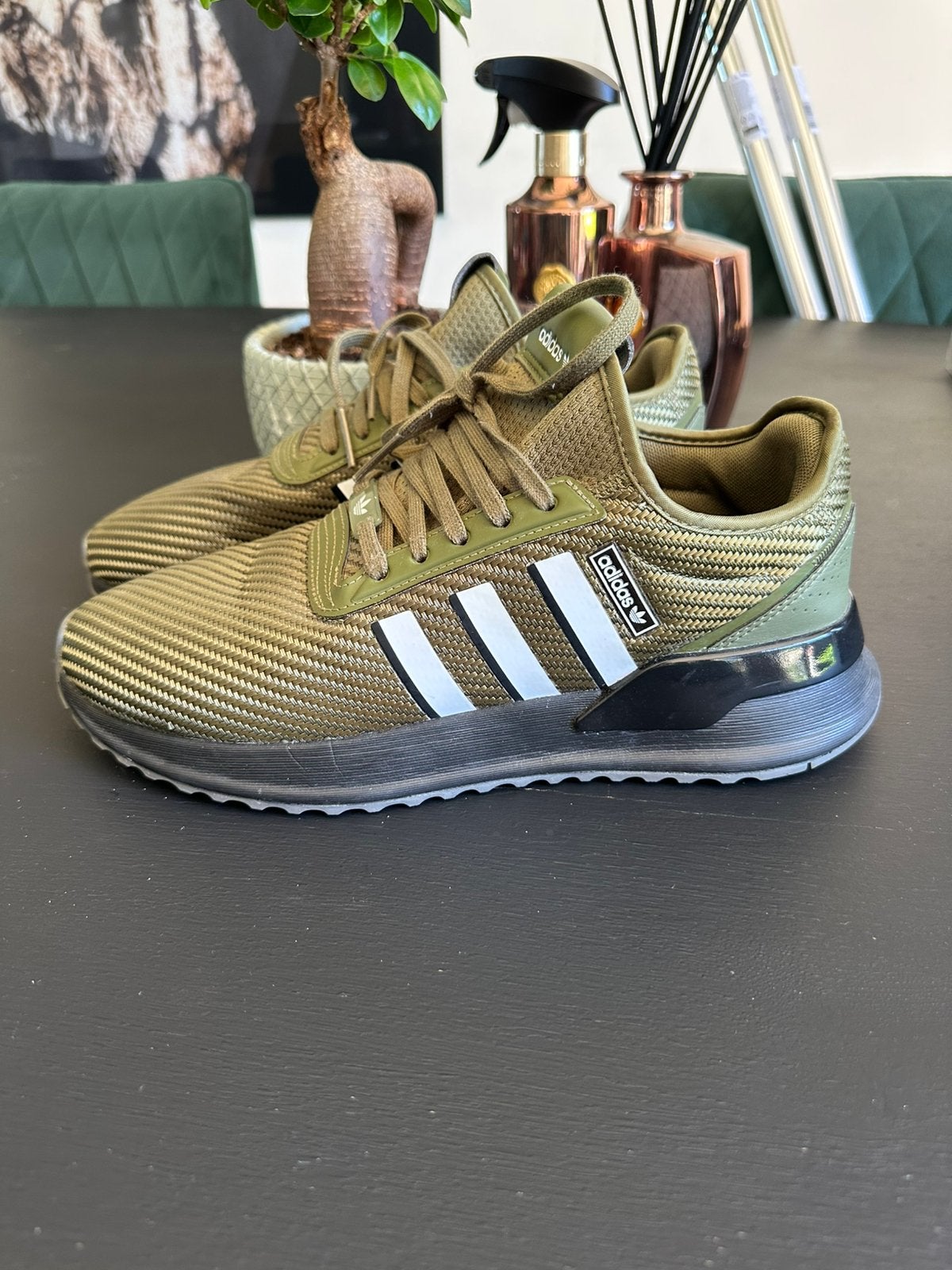Adidas sneakers maat 45 1/3 nieuw, Overige kleuren, Nieuw, Ophalen of Verzenden, Sneakers
