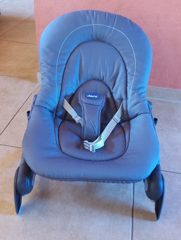 Meegroeiende ligstoel/relax voor kinderen, Ophalen, Zo goed als nieuw, Chicco, Met gordel(s) of riempje(s)