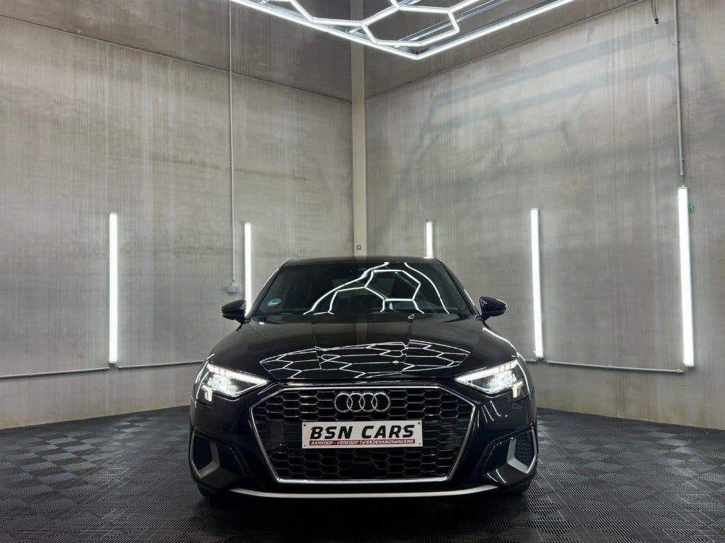 AUDI A3 40TFSIe/LEER/CARPLAY/ACC/GARANTIE, Auto's, Zwart, Leder, 150 kW, ABS