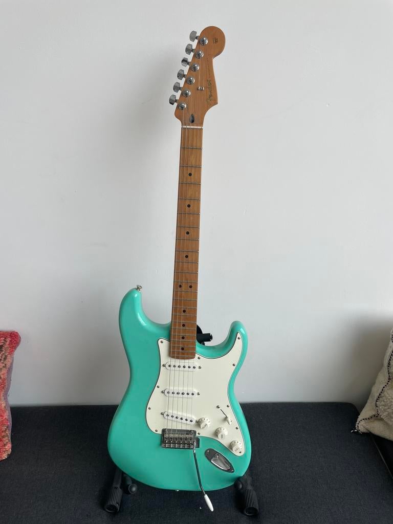 Fender Stratocaster - made in Mexico, Muziek en Instrumenten, Ophalen, Zo goed als nieuw, Fender