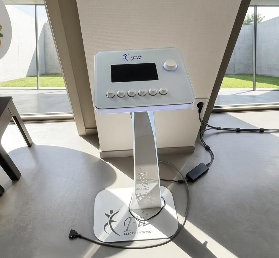 E-fit toestel voor EMS EF 690WH, Sport en Fitness, Overige Sport en Fitness, Ophalen of Verzenden
