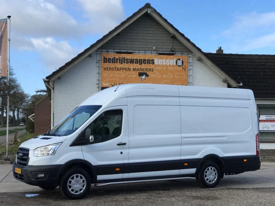 Ford Transit 2.0 TDCI 95 kW Euro 6 Jumbo L4 RWD Laadklep, Auto's, Bestelwagens en Lichte vracht, 4 cilinders, 2800 kg, 2800 kg