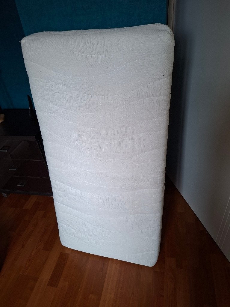 Matras babybed, Ophalen, Zo goed als nieuw, Ledikant