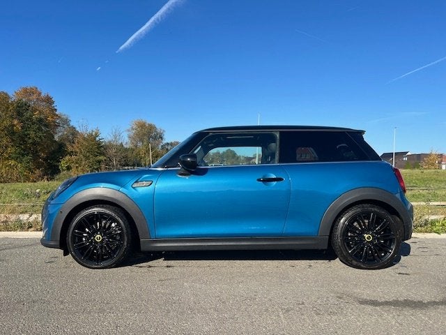 Mini Cooper SE (entièrement électrique/option complète), Autos, Cuir, Achat, 135 kW, Entretenue par le concessionnaire