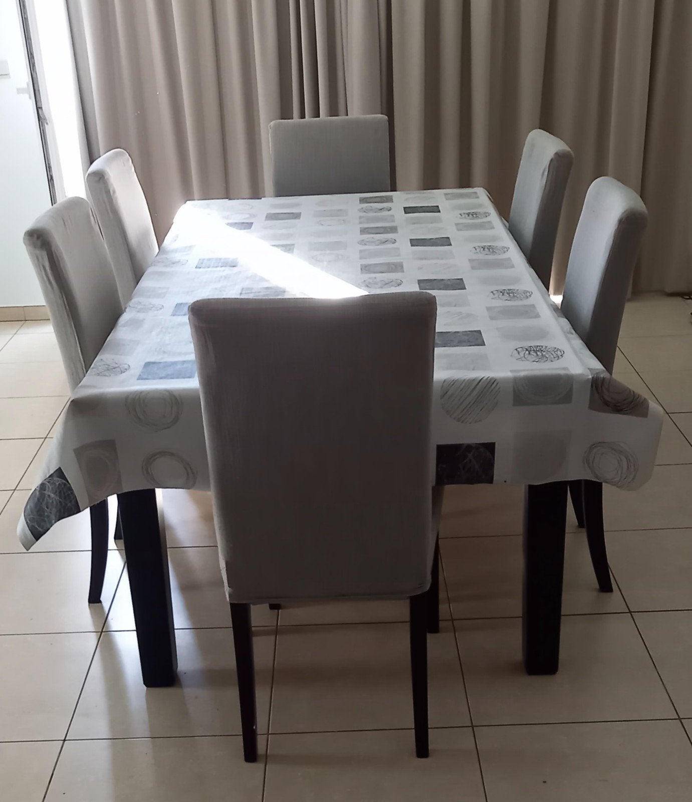 Zware tafel met 6 bijhorende stoelen., Maison & Meubles, Salles à manger complètes, Enlèvement, Comme neuf, Hemnes Ikea