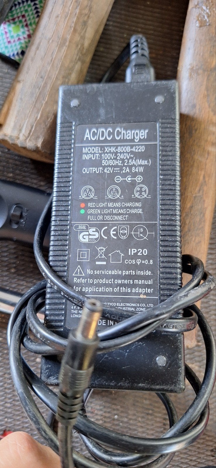 lader voor step 42v 2A 84w, Fietsen en Brommers, Fietsaccessoires | Fietsaccu's, Ophalen
