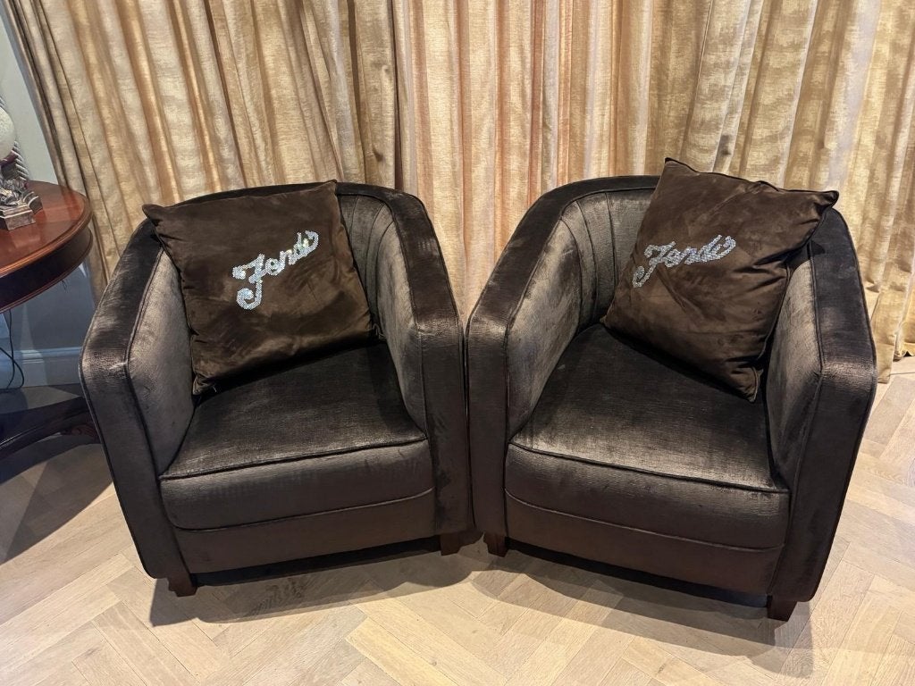 2 SCHITTERENDE FENDI CASA CLUBFAUTEUILS, Huis en Inrichting, Stoelen, Ophalen, Stof