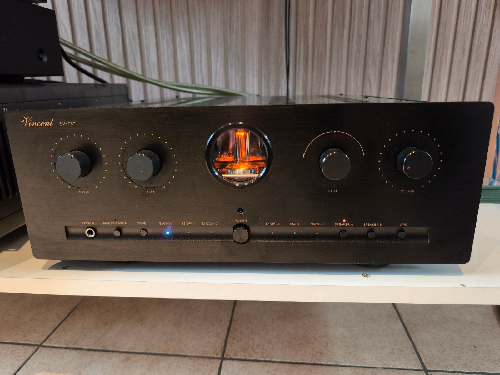 Vincent SV 737 hybride haut de gamme âgé de 2 ans, Télécommande, Enlèvement ou Envoi