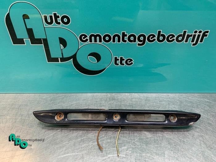 Eclairage immatriculation d'un Volkswagen Corrado, Autos : Pièces & Accessoires, Éclairage, Volkswagen, Utilisé, 3 mois de garantie