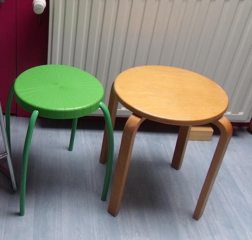 tabourets ikea vintages 20€ pièce, Ophalen, Gebruikt, Hout