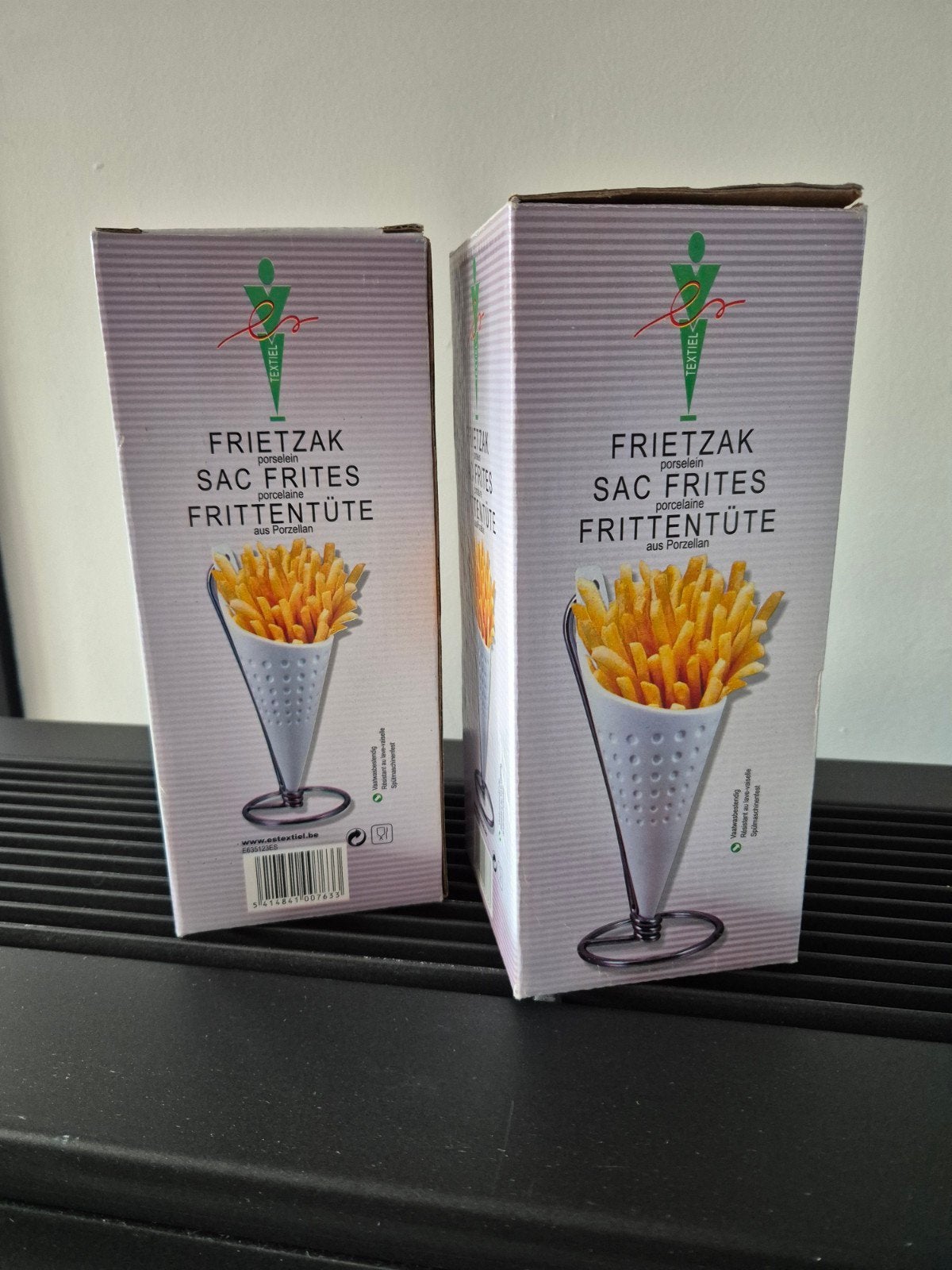 Frietzakken in porselein, Ophalen, Porselein