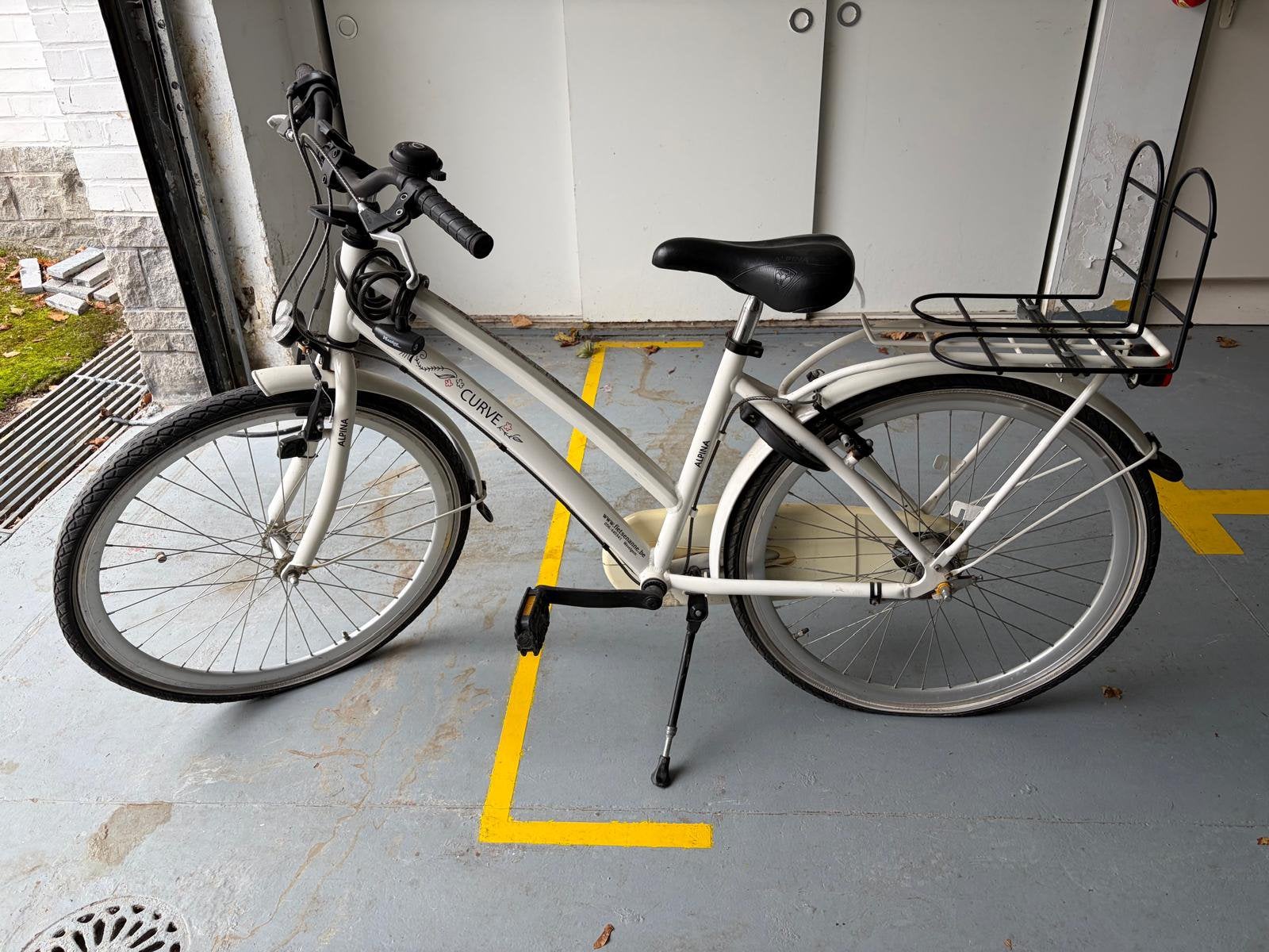 Alpina Curve meisjesfiets – wit/crème – met versnellingen, Ophalen, Velgrem, Handrem, Gebruikt